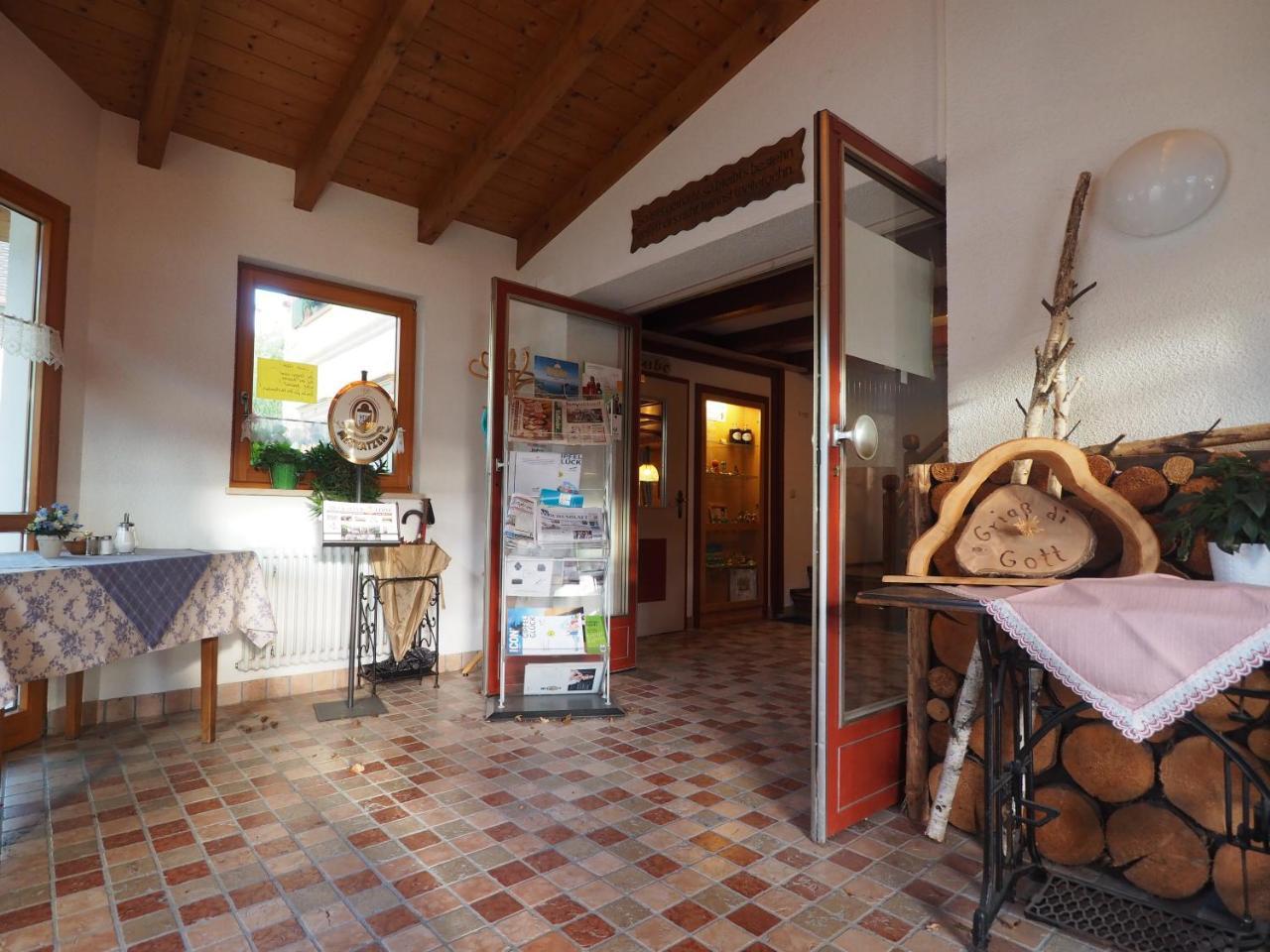Landgasthof Zum Schwarzen Grat Isny im Allgau Bagian luar foto